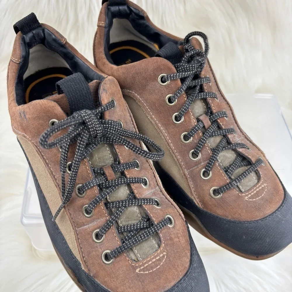 Timberland Brown and Black Sneakers with Rugged Design